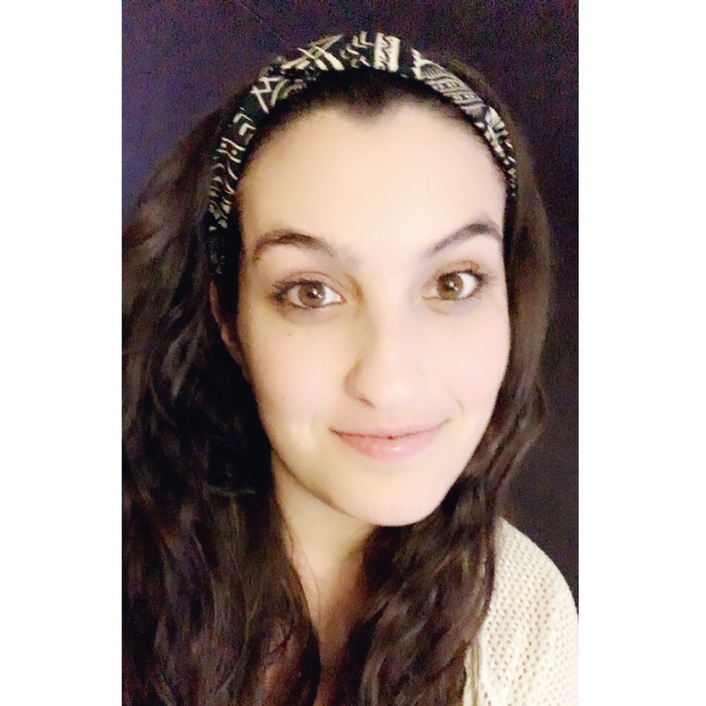 Meet your Posher, Nicole